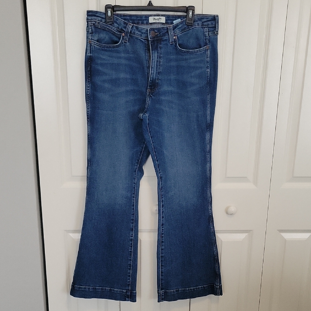 Wrangler Retro Dark Blue Flare Jeans